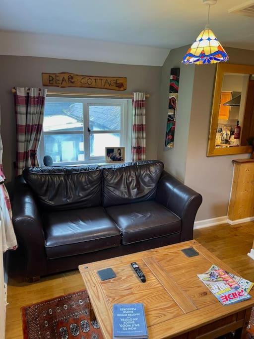 Bear Cottage, Tyn Y Cwm Apartment Eglwys-Fach